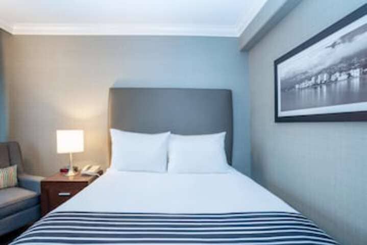 Room 55 of 186
