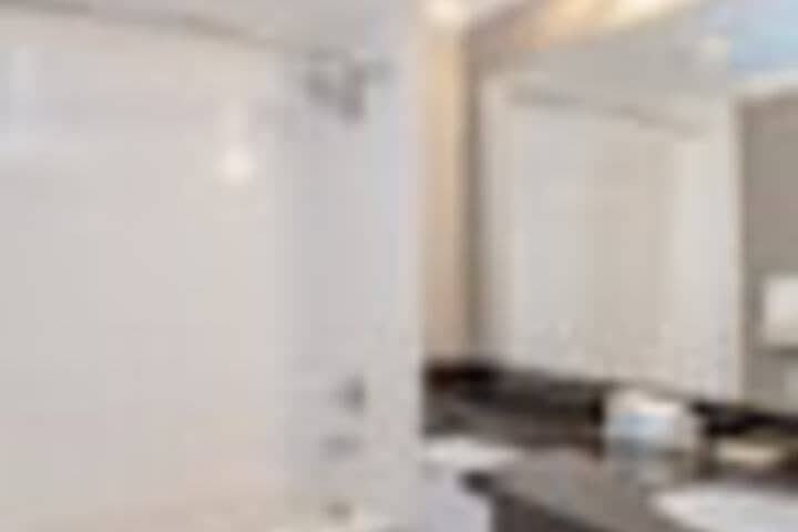 Room 119 of 186