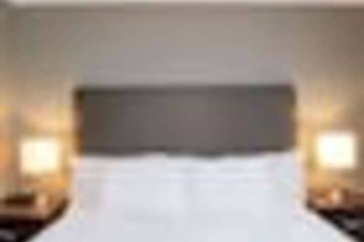 Room 26 of 186